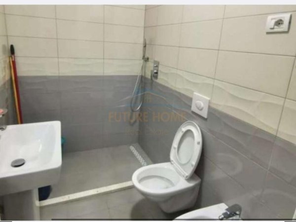 Apartament 2+1 për Qira në Rrugën e Dajtit, Tiranë.