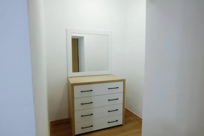 Apartament 1+1 me qira Rr. “Margarita Tutulani”, (prane rruges se Kosovareve), ne Tirane