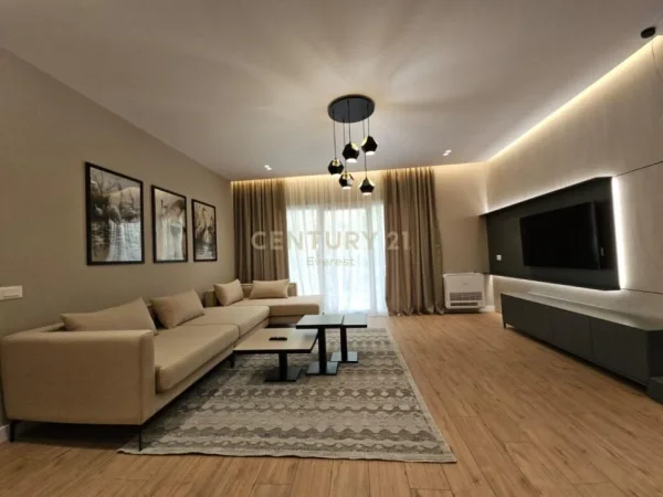 Tek Kopeshti Botanik, Jepet Me Qira Apartament 2+1 Super Luksoz!!!