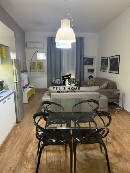 APARTAMENT ME QERA,VASIL SHANTO,750 EURO.