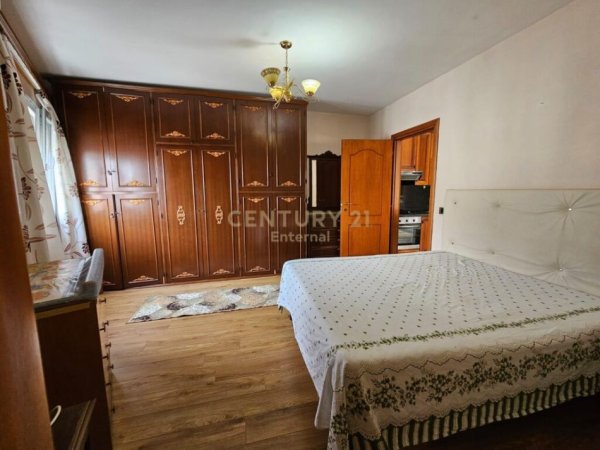 Jepet me Qera Apartament 2+1 ne Fresk