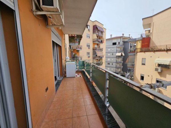 Jepet me Qera Apartament 2+1 ne Fresk