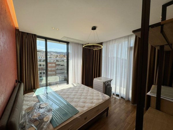 Qira, Apartament 3+1+2, Lake View Residence, Tirane