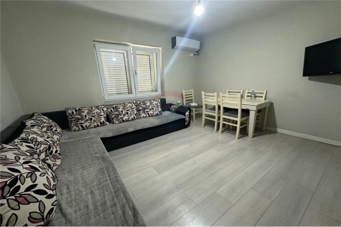 Jepet apartament 2+1 ne Pazar te ri