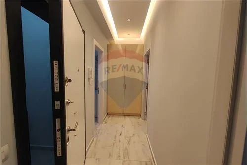 JEPET ME QIRA APARTAMENT 1+1 ne Astir