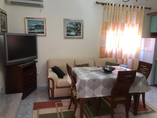 Tirane, Apartament me#Qira (Rruga  Budi)