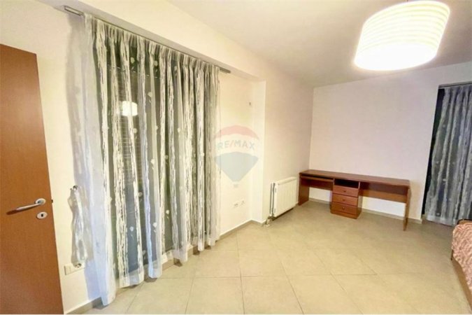 APARTAMENT ME QIRA + POST PARKIMI