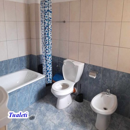 Shitet apartament 2+1 ne Lagjen Nr.3 Sarande , me siperfaqe 130 m2