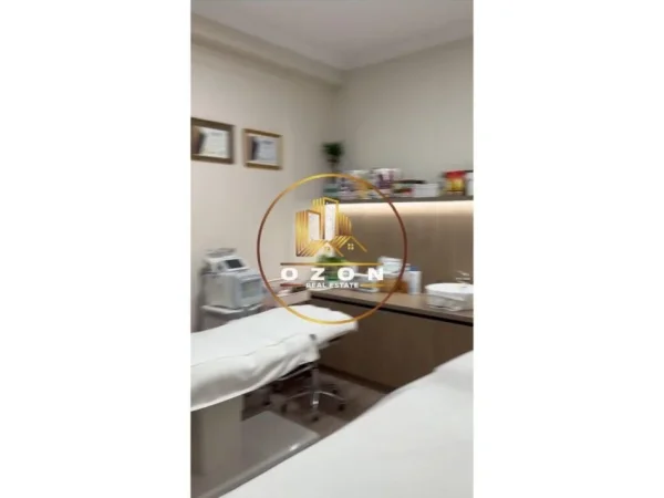 Shitet Apartament 2+1 tek Rruga e Kosovarëve!