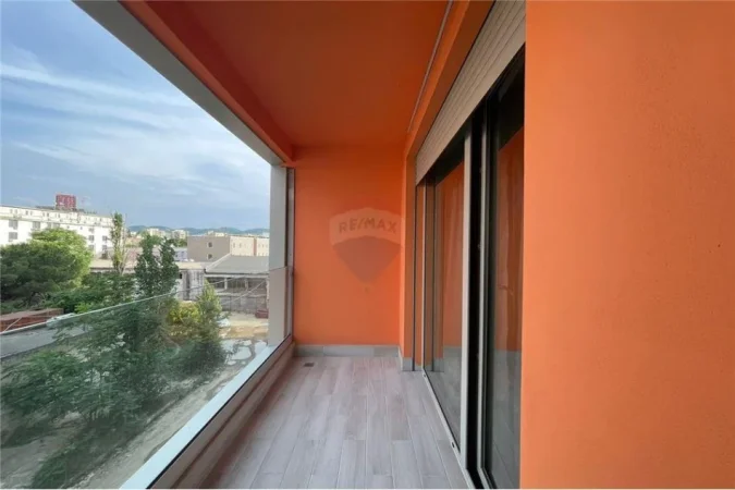 Apartament 1+1 per qira tek Foleja e Gjelber!