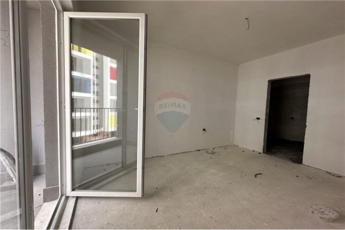 Shitet Apartament 3+1+2 Univers City
105,000 €