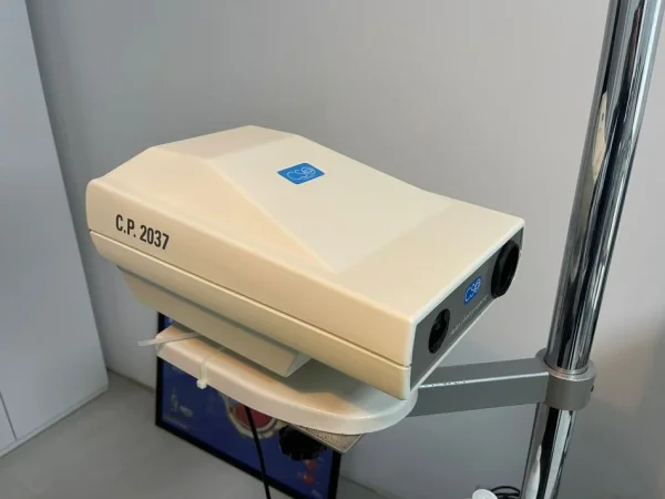 Shitje aktiviteti Klinikë okulistike italiane - me te gjitha Pajisjet mjekesore okulistike