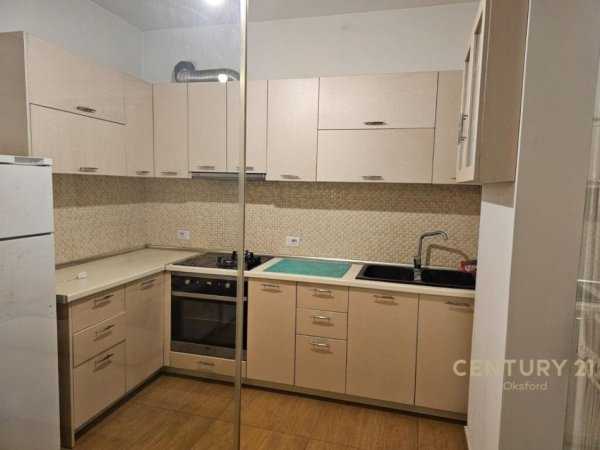 Apartament 2+1+2 ne Misto Mame Tirane 400 euro