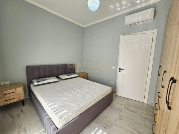 Jepet me qira apartament 1+1 + Post Parkimi ne Astir!