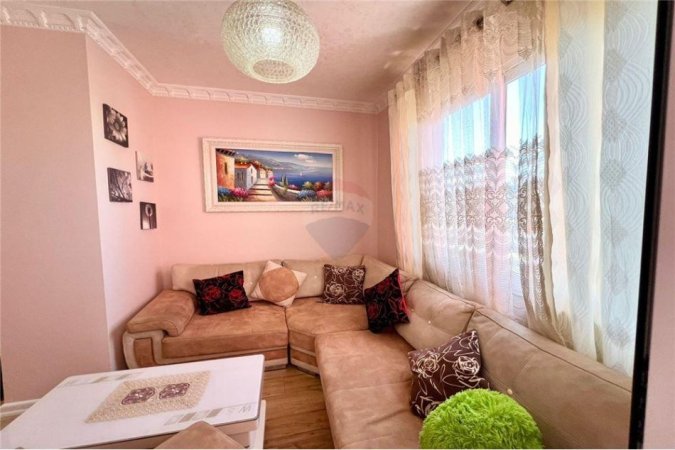 Apartament 1+1 me Qera, komuna e Parisit