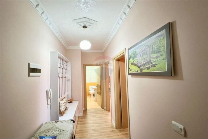 Apartament 1+1 me Qera, komuna e Parisit