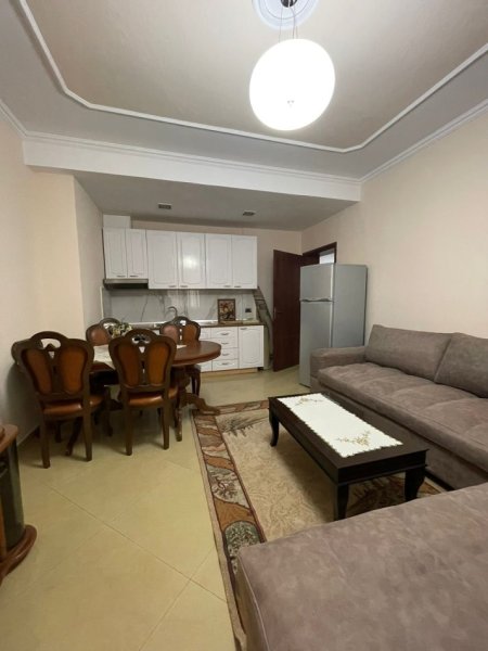 JEPET ME QERA APARTAMENT 1+1 500 EURO SHKOLLA E BALETIT