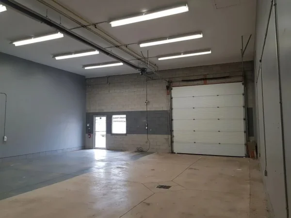 Magazine Me Qera Ne Ali Dem (ID BM154) Tirane