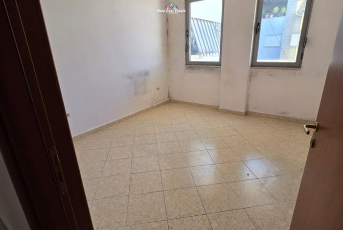 Apartament ne shitje 2+1 tek rruga e Kavajes (ID B120449)