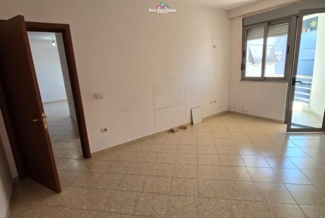 Apartament ne shitje 2+1 tek rruga e Kavajes (ID B120449)