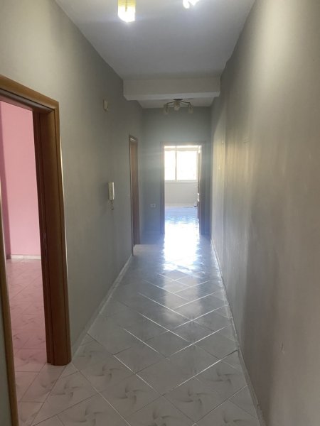 Apartament 2+1 ne Shitje, Rruga Isuf Elezi Selite