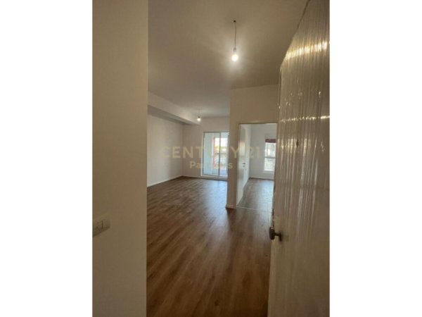 JAPIM ME QIRA APARTAMENT 1+1 TEK ALI DEMI!