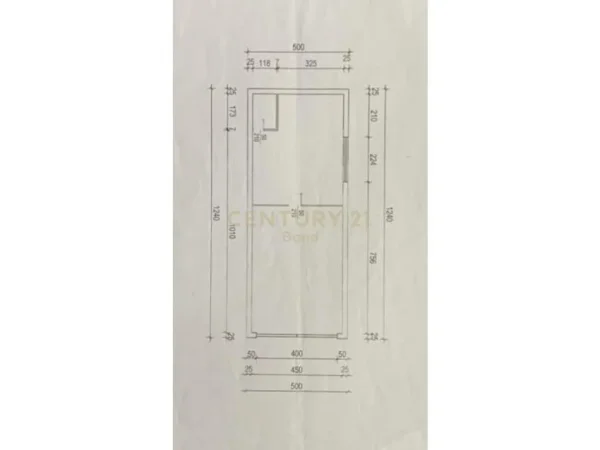 Dyqan për Qira Pranë Casa Italia, Buze Rrugës Kryesore
