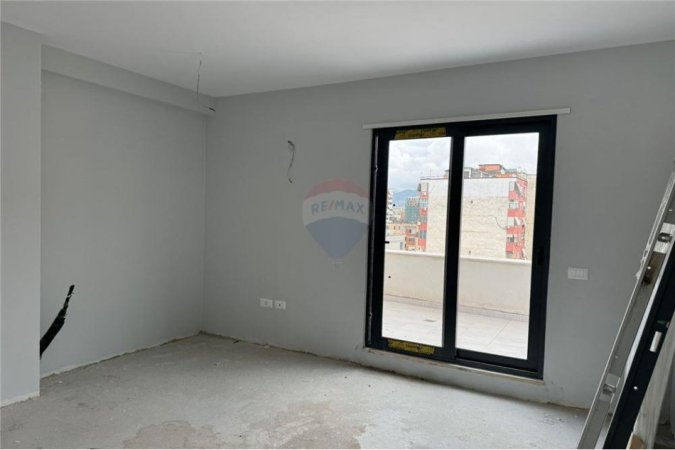 Apartament - Në Shitje - Pazari i Ri, Shqipëri
Apartament 3+1+2 ne Shitje tek Pazari i Ri