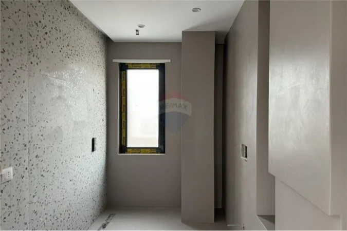 Apartament - Në Shitje - Pazari i Ri, Shqipëri
Apartament 3+1+2 ne Shitje tek Pazari i Ri