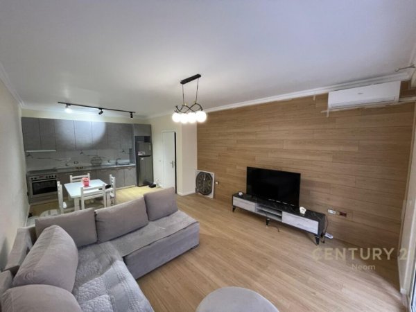 APARTAMENT 1+1 ME QIRA TE LIQENI I THATE! 550 euro/muaji