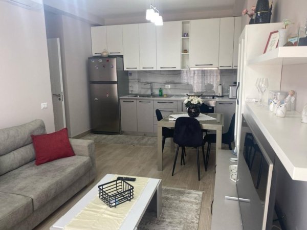 Apartament 2+1 me Qera, 21 Dhjetori