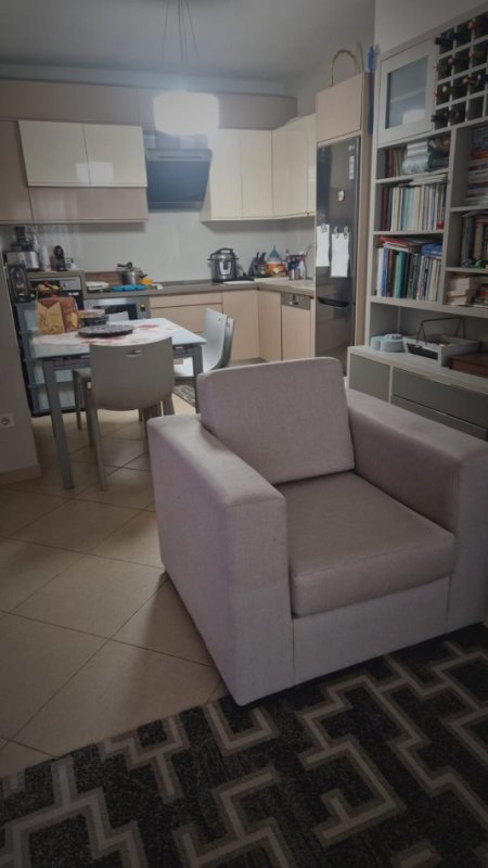 Apartament  me qera Tirane   IDEAL PER FAMILJAR