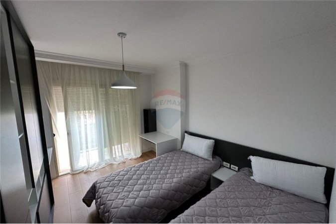 Apartament 2+1 me qira te Keshi, Komuna e Parisit