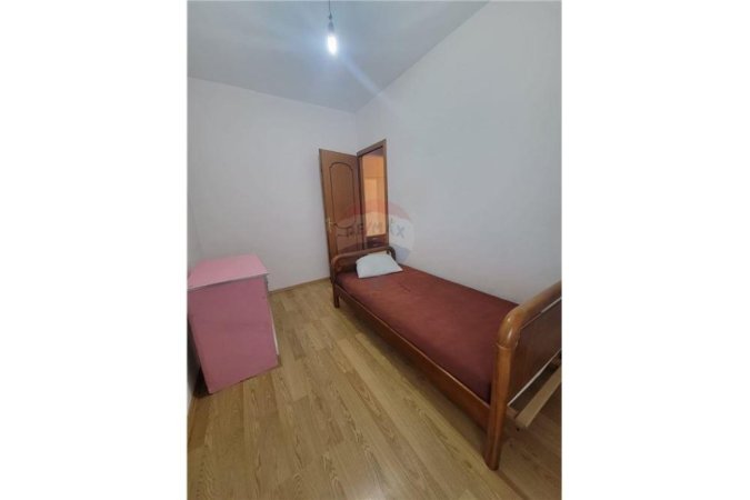 Jepet me qera Apartament 3+1+2 te Fresku, tek Restorant Fresku