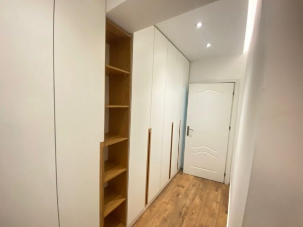 Apartament 3+1 per Qira tek Neranxi ,Myslym Shyri.