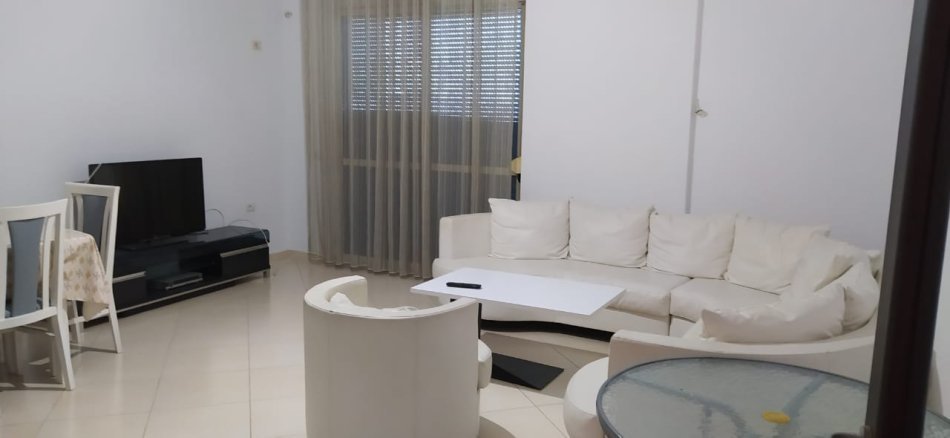 Apartament 2+1+2 Per Shitje Ne Sarande