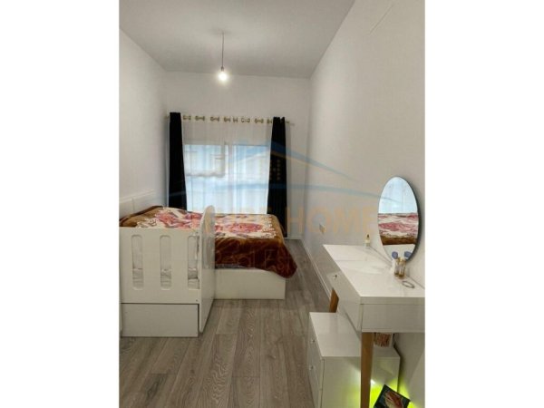 Qera ,Apartament 2+1 , Ali Demi , Tirane