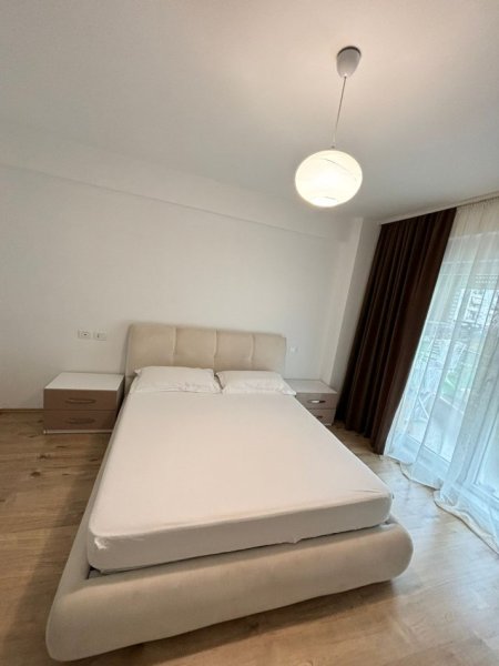 Jepet me qera apartament 2+1+2 i sapomobiluar,21 dhjetori , rruga Frosina Plaku 600 euro