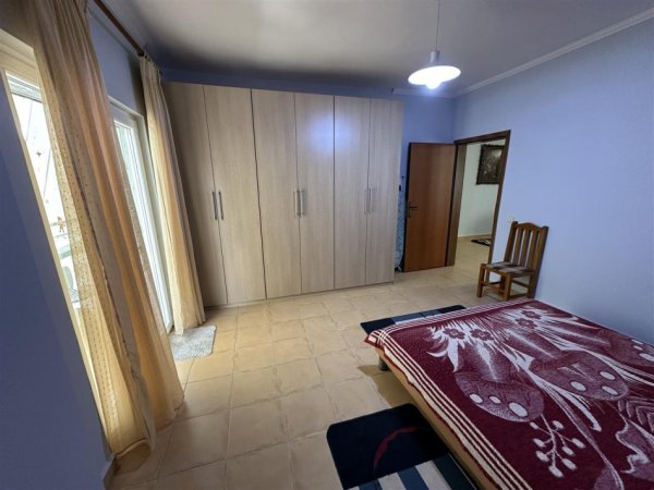 Apartament Me Qera 2+1 Tek Komuna E Parisit (ID B220751) Tirane