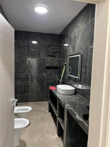 Apartament Me Qera 3+1 Tek Brryli (ID B2389) Tirane