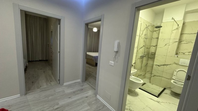 Apartament 2+1 me qira prane Gjimnazit Partizani ne Tirane