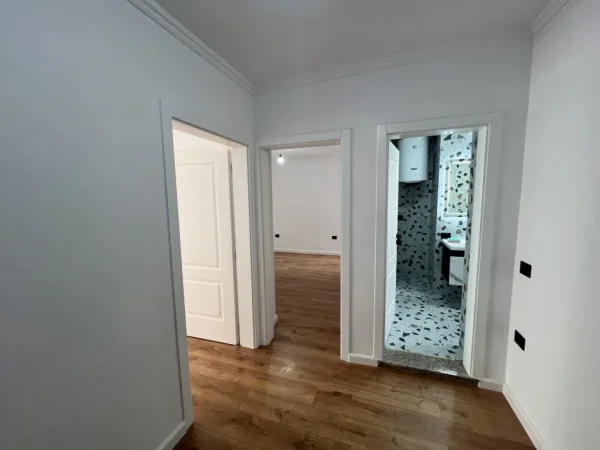 Shitet Apartament 2+1, Stadiumi Dinamo.