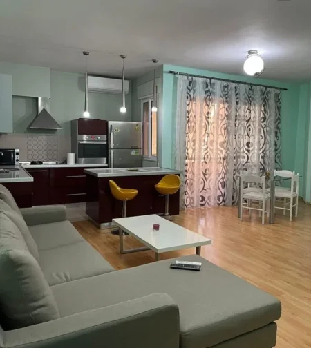 SHESIM SUPER APARTAMENT 2+1 TEK KOPSHTI BOTANIK