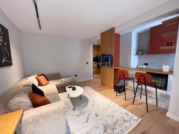 APARTAMENT 1+1 TEK RRUGA MUHAMET GJOLLESHA