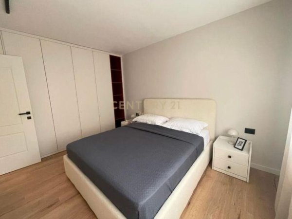 APARTAMENT 1+1 TEK RRUGA MUHAMET GJOLLESHA