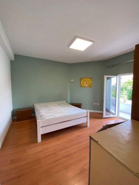 Tirane, jepet me qera apartament 1+1+BLK Kati 2, 70 m² 30.000 Leke (Mihal-grameno)