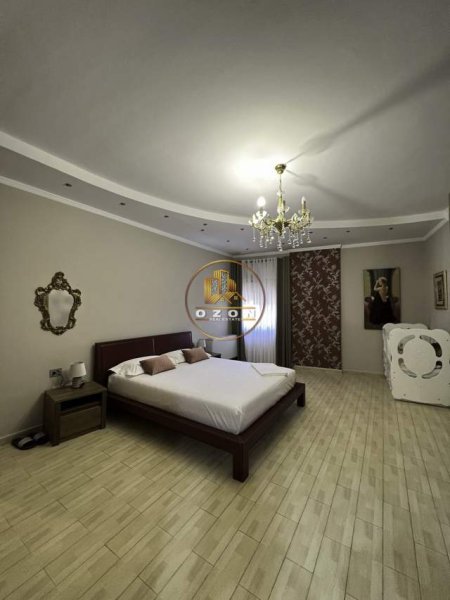 Tirane, jepet me qera apartament 3+1+BLK Kati 9, 164 m² 1.200 Euro (Rruga e Barrikadave)