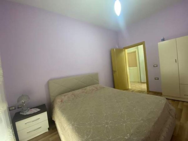 Tirane, jepet me qera Vile 5+1+A Kati 0, 500 m² 4.000 Euro (TEG)