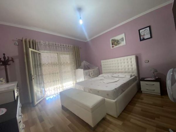 Tirane, jepet me qera Vile 5+1+A Kati 0, 500 m² 4.500 Euro (TEG)