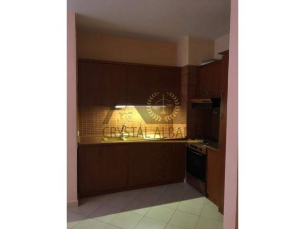 Tirane, jepet me qera apartament 1+1+BLK Kati 2, 67 m² 320 Euro (Don Bosko)